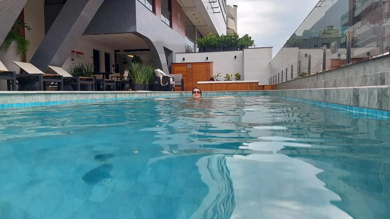 Otimo Apto, Jacuzzi Aquecida E Piscina, Pertinho Da Praia Bombinhas